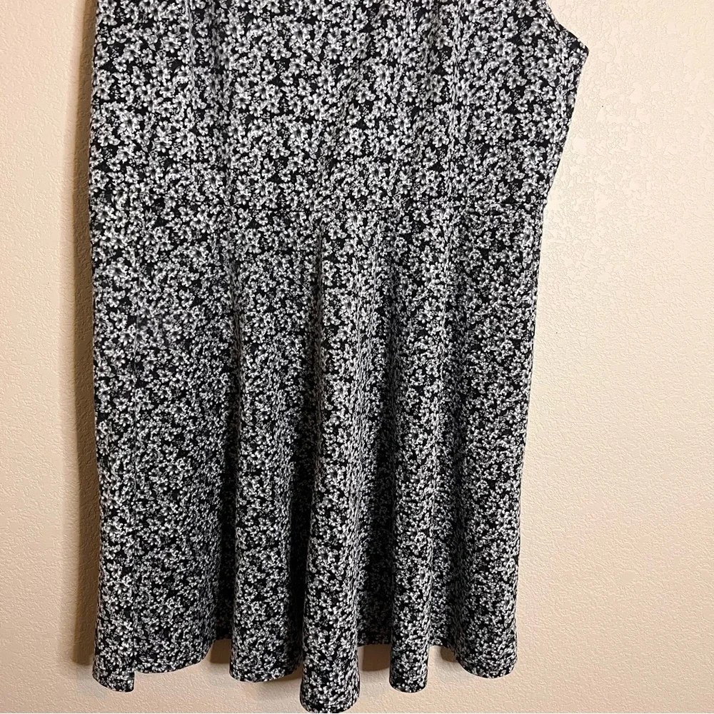 Hot Topic Skater Dress Cap Sleeves Size 3X - Picture 4 of 9